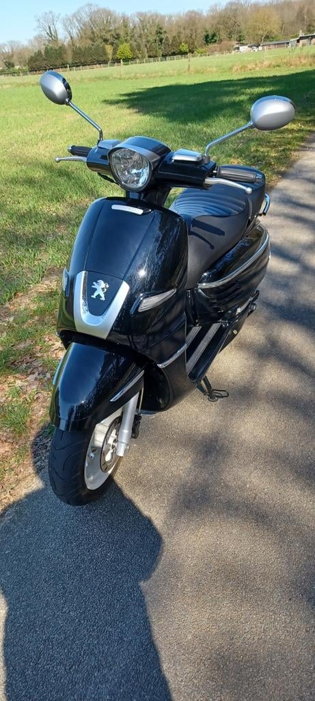 Te koop peugeot Django, Vélos & Vélomoteurs, Scooters | Peugeot, Enlèvement ou Envoi