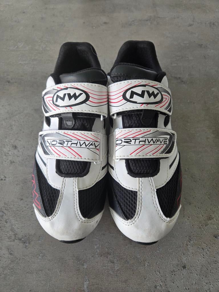 Fietsschoenen Northwave, Ophalen