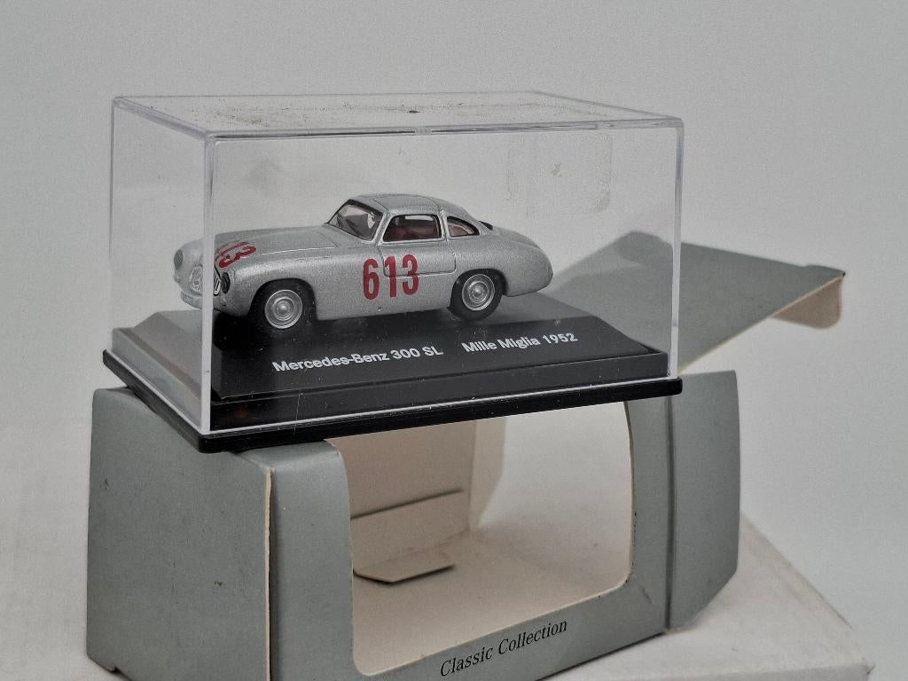 La Mercedes 300SL 1/72 Milli Miglia 1952 démarre 613, Hobby & Loisirs créatifs, Voitures miniatures | Échelles Autre, Comme neuf