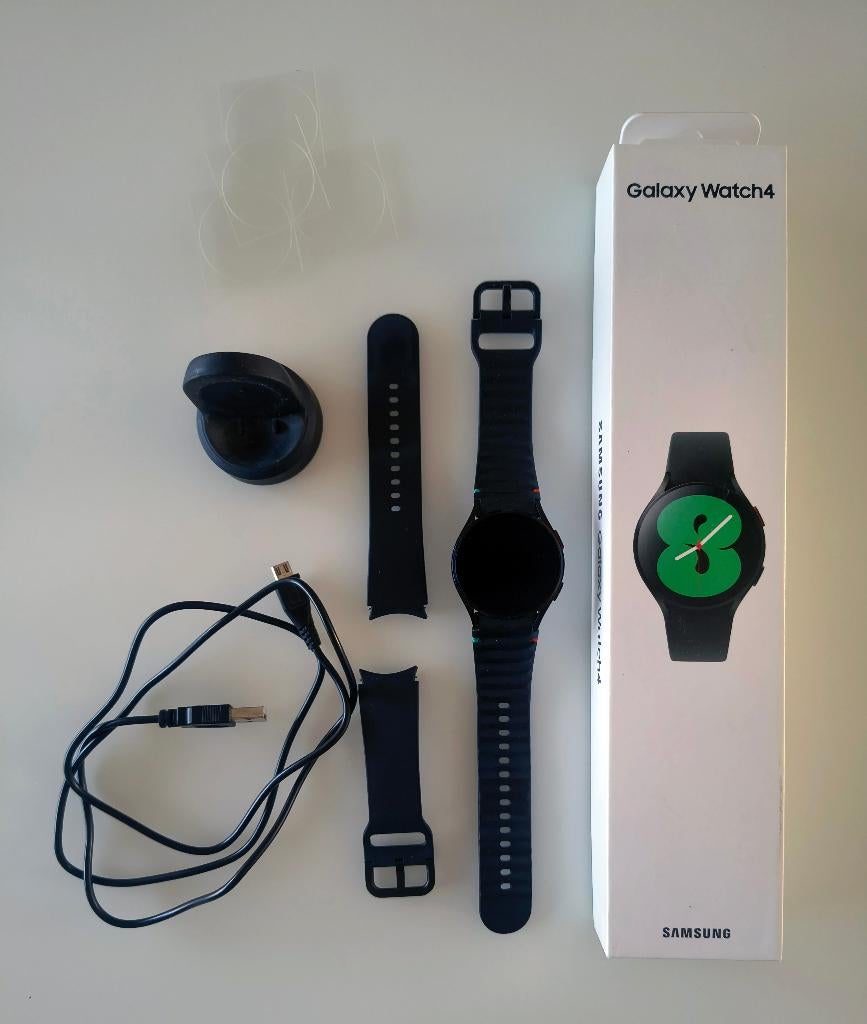 Samsung Galaxy Watch4 (40mm) Zwart - 2 stuks, Verzenden, Zo goed als nieuw, Zwart, Samsung galaxy watch