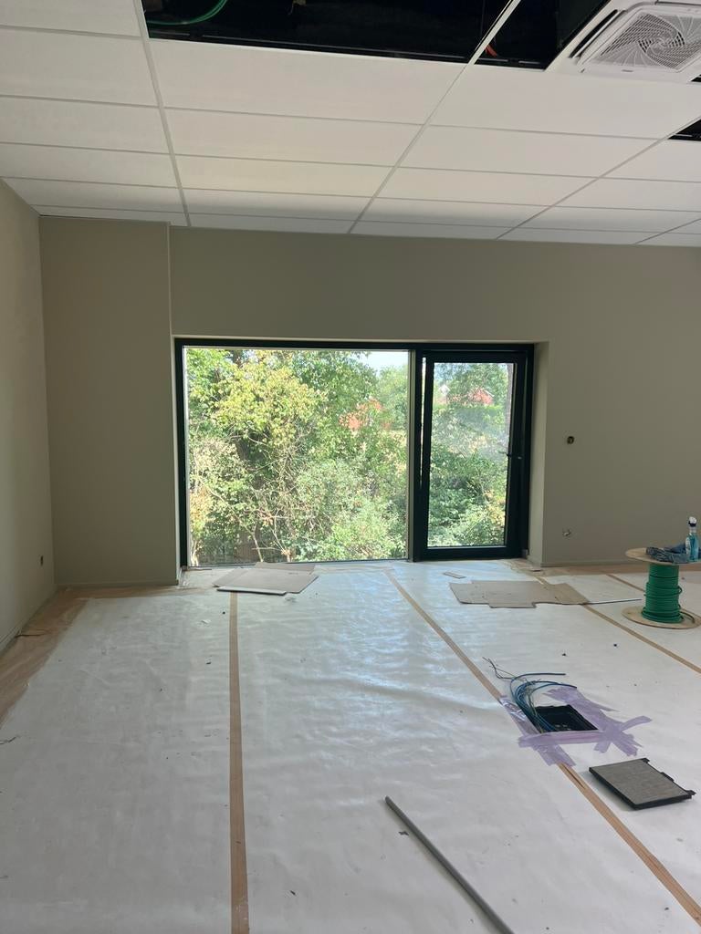 SLS Cleaning & Service – Schilder- en behangwerken, Elektronische apparatuur, Stofzuigers, Zo goed als nieuw, Ophalen