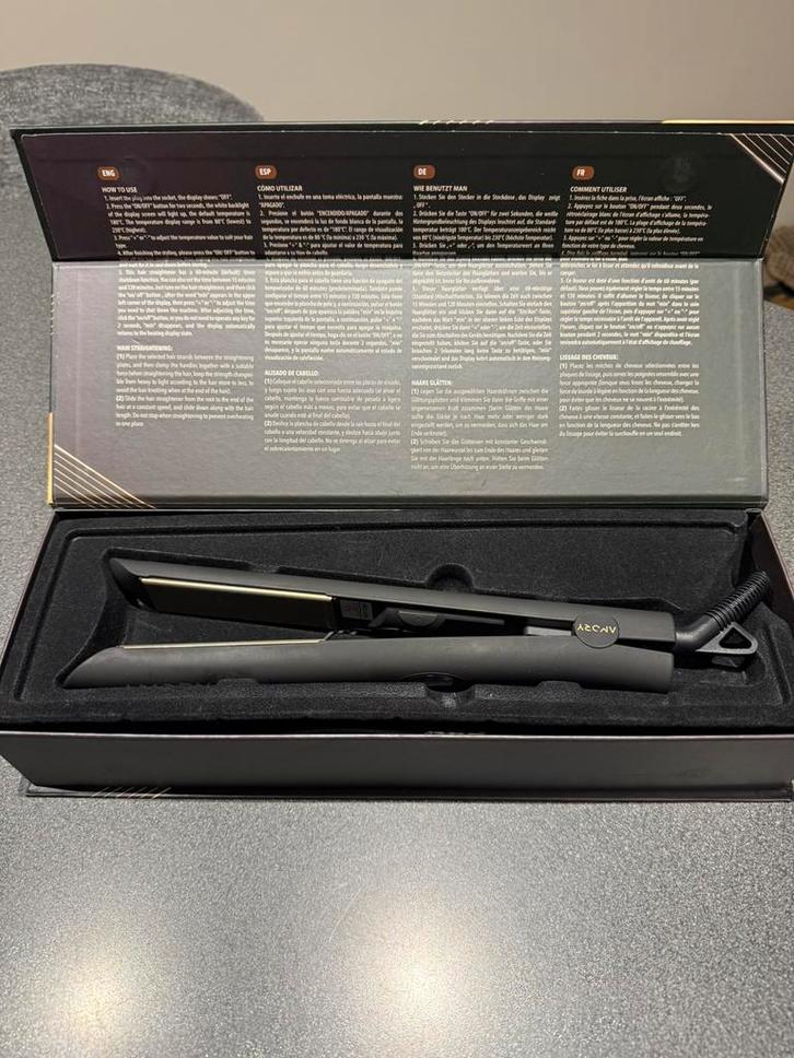 Lisseur AMORY Soho édition Titaniums, Bijoux, Sacs & Beauté, Beauté | Soins des cheveux, Comme neuf, Fer à friser ou Lisseur, Enlèvement