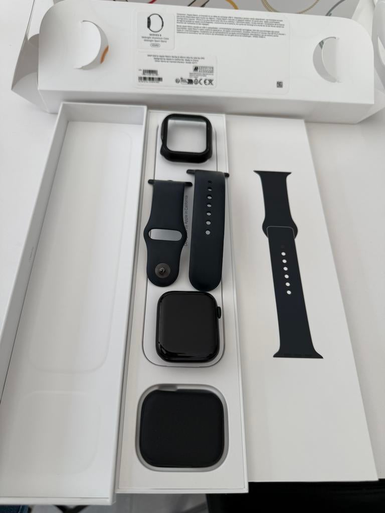 Apple Watch Series 8 45mm, Bijoux, Sacs & Beauté, Montres connectées, Comme neuf, Enlèvement