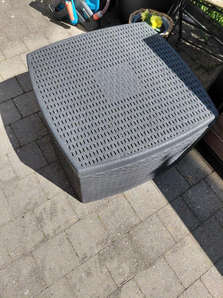 Petit coffre en plastique noir 53/53 hauteur 37 cm, Jardin & Terrasse, Enlèvement, Utilisé