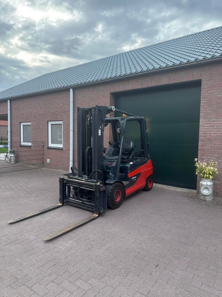 Linde E30-01 3000kg 2020 triplo elektrische heftruck, Zakelijke goederen, Machines en Bouw | Heftrucks en Intern transport, Heftruck