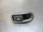 Commutateur vitre électrique d'un Renault Scenic (Scenic 99, Autos : Pièces & Accessoires, Renault, -, 3 mois de garantie, Utilisé