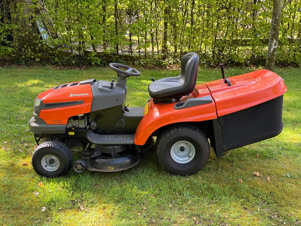 Zitmaaier Husqvarna, Tuin en Terras, Zitmaaiers, Gebruikt, Mulchfunctie, Opvangbak, Ophalen