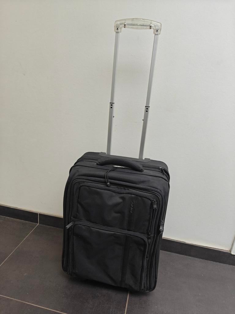 Super stevige Pataco koffer /business trolley!, Ophalen, Zo goed als nieuw, Zwart, Wieltjes