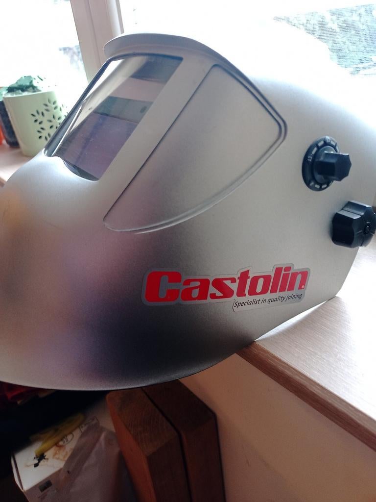 Casque soudeur automatique castolin neuf, Bricolage & Construction, Boucliers de soudage, Neuf, Filtre de soudage, Ultra-violet