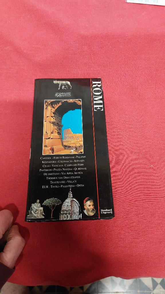 Rome, Boeken, Reisgidsen, Zo goed als nieuw, Ophalen