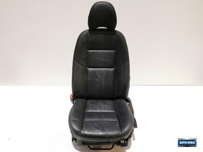 Siège gauche d'un Volvo S40, Autos : Pièces & Accessoires, Habitacle & Garnissage, Utilisé, 3 mois de garantie, Enlèvement ou Envoi