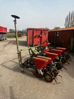 Maiszaaier, Zakelijke goederen, Ophalen