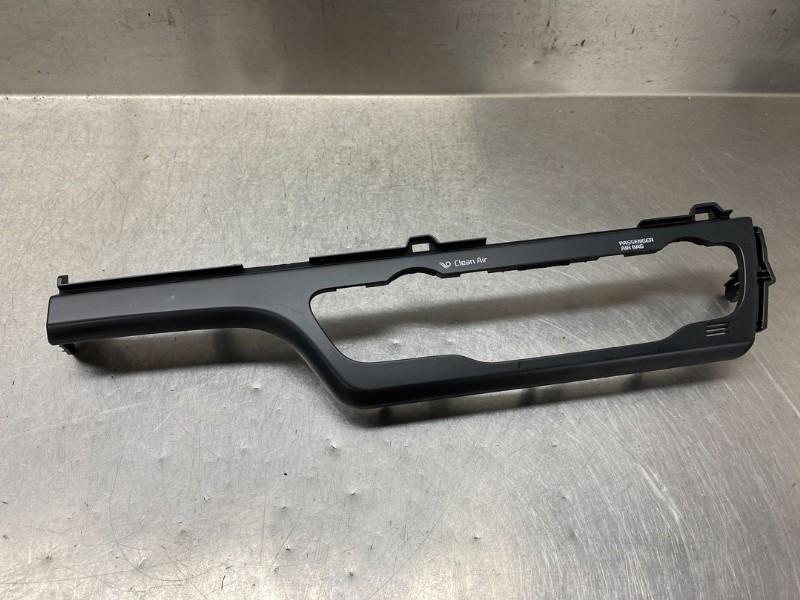 DIVERSEN Dashboardlijst Kia Niro I (DE) (|84745G5120WK|), Gebruikt, Kia