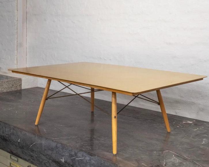 Gold Leaf Herman Miller Eames Coffee Table X vitra cassina, Huis en Inrichting, Tafels | Sidetables, Ophalen