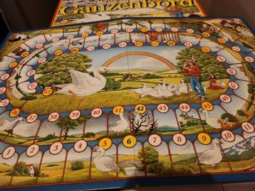 GANZENBORD  beschikbaar voor biedingen