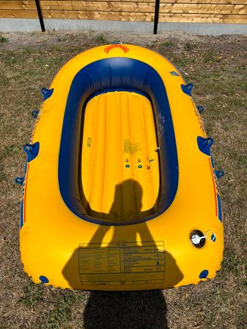 Bateau gonflable intex seahawk 440, Enlèvement, Utilisé, Moins de 3 mètres