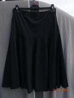 Jupe noire de 70 cm de long, 78 cm de large avec stretch, Vêtements | Femmes, Jupes, Comme neuf, Noir, Enlèvement ou Envoi