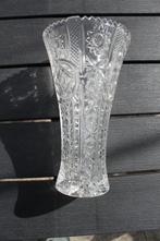 Vase en cristal taillé, Maison & Meubles, Accessoires pour la Maison | Vases, Comme neuf, Autres matériaux, Moins de 50 cm, Enlèvement ou Envoi
