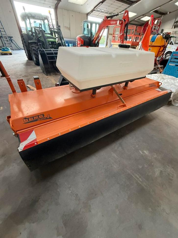 Veegborstel BEMA Robust 3 voor tractor, Doe-het-zelf en Bouw, Gereedschap | Machine-onderdelen en Toebehoren, Zo goed als nieuw