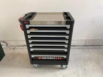 Servante mobile (avec outillage) beschikbaar voor biedingen