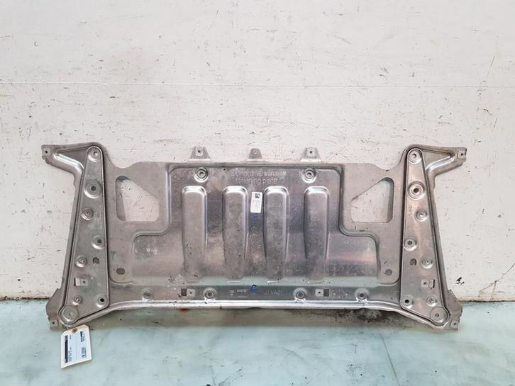 BODEMBESCHERMPLAAT Porsche Taycan (Y1A) (|9J1407129F|), Auto-onderdelen, Overige Auto-onderdelen, Porsche, Gebruikt