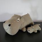 2  knuffels nijlpaarden, Ophalen of Verzenden, Zo goed als nieuw
