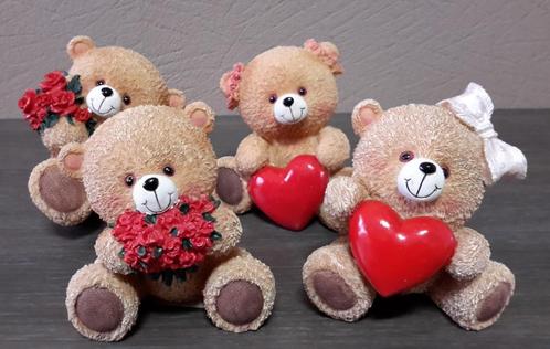 Lot / partij love beertjes ( NIEUW ), Verzamelen, Beren en Cherished Teddies, Nieuw, Ophalen of Verzenden