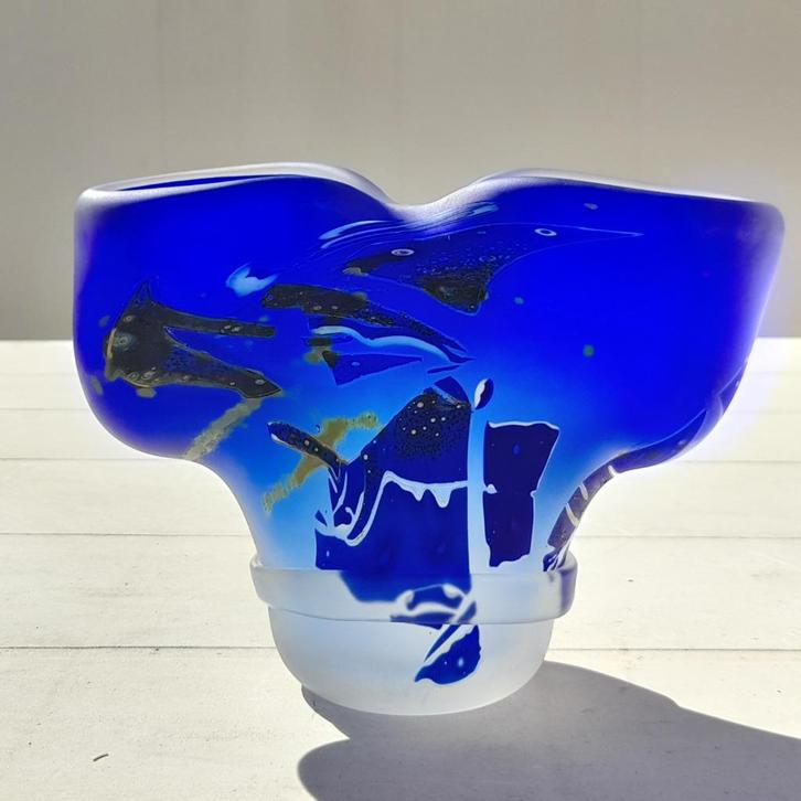 Vase de Louis Leloup Val Saint Lambert. Signé, Antiek en Kunst, Antiek | Glaswerk en Kristal, Ophalen of Verzenden