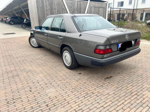 Mercedes w124, 1988, 250 D, Autos, Mercedes-Benz, Particulier, Série 200, ABS, Airbags, Verrouillage central, Rétroviseurs électriques