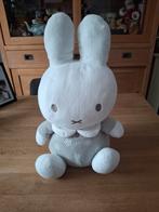 Knuffel Nijntje met rammelaar, Ophalen