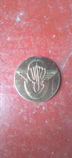 Médaille para commando, Collections, Enlèvement