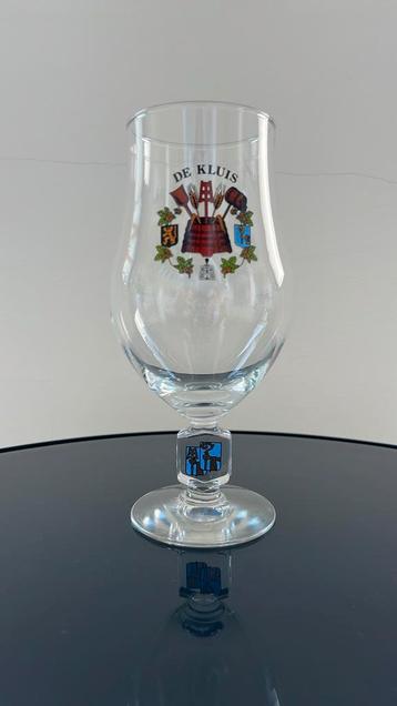 Bierglas de kluis hoegaarden beschikbaar voor biedingen