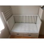 Stuva malad babybedje inclusief matras, Kinderen en Baby's, Kinderkamer | Complete kinderkamers, Ophalen, Gebruikt
