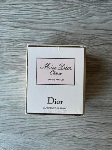 Echte Miss Dior Chérie - Eau de Parfum beschikbaar voor biedingen