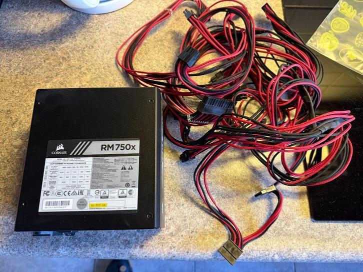 Corsair RM 750X, Computers en Software, Interne voedingen, Gebruikt, Ophalen of Verzenden