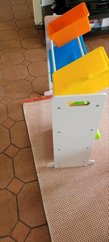 Armoire rangement jeu beschikbaar voor biedingen