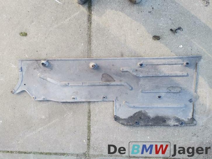 Onderbodembekleding rechts BMW E65 51717020534, Auto-onderdelen, Carrosserie, BMW, Gebruikt, Ophalen of Verzenden