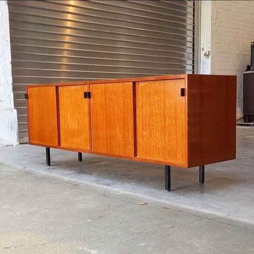 Vintage dressoir met dressoir uit de jaren 60 van Florence K, Huis en Inrichting, Woonaccessoires | Overige, Zo goed als nieuw