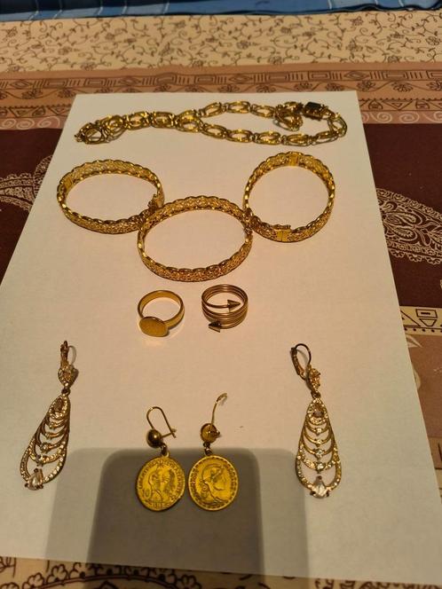 Set juweeltjes nepgoud, Handtassen en Accessoires, Kettingen, Zo goed als nieuw, Ophalen
