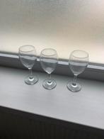 3 wijnglazen, Verzamelen, Glas en Drinkglazen, Ophalen, Zo goed als nieuw