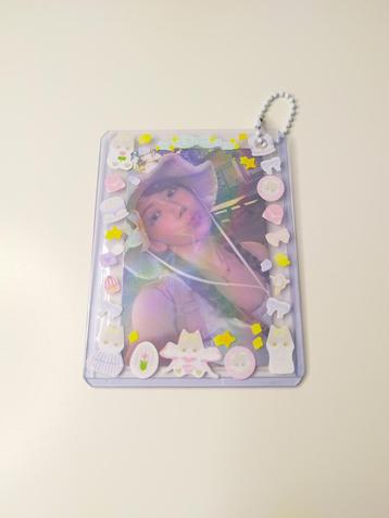 2 kpop toploaders and keychains, Verzamelen, Muziek, Artiesten en Beroemdheden, Ophalen of Verzenden, Nieuw, Foto of Kaart