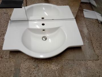 Grande vasque+miroir+spots 