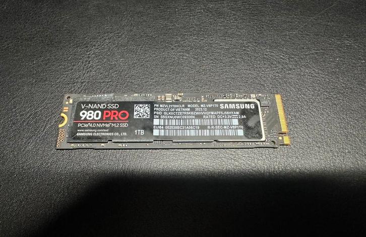 Samsung 980 pro 1TB te koop, Computers en Software, Harde schijven, Zo goed als nieuw, Desktop, Intern, SSD, Overige aansluitingen