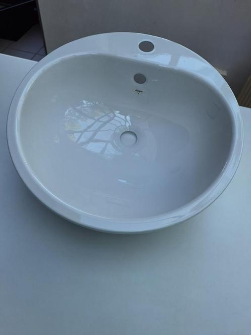 2 witte inbouwlavabo’s met witte kraan, Huis en Inrichting, Badkamer | Badkamermeubels, Nieuw, Wasbak of Wastafel, Minder dan 100 cm