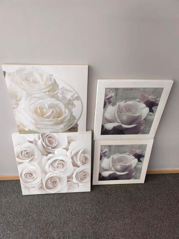 Lot de 4 tableaux décoratifs roses blanches, Huis en Inrichting, Woonaccessoires | Lijsten, Ophalen