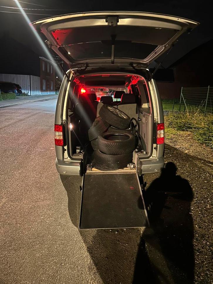 Caddy 1.9 TDI – Rolstoelwagen – Goed Onderhouden + Extra Ban, Auto's, Volkswagen, Particulier, Caddy Maxi, Aangepast voor mindervaliden