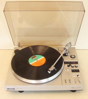 Full Automatic Siera Platenspeler / Hifi Sound Project 2751 beschikbaar voor biedingen
