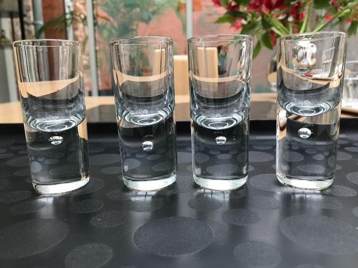 glazen Kosta boda glazen serie model rondo borrel glas, Verzamelen, Glas en Drinkglazen, Zo goed als nieuw, Borrel- of Shotglas
