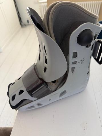 Aircast botte de marche taille M (Pointure 39.5 - 43) beschikbaar voor biedingen