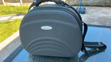 Verzorgtas Pericles beschikbaar voor biedingen